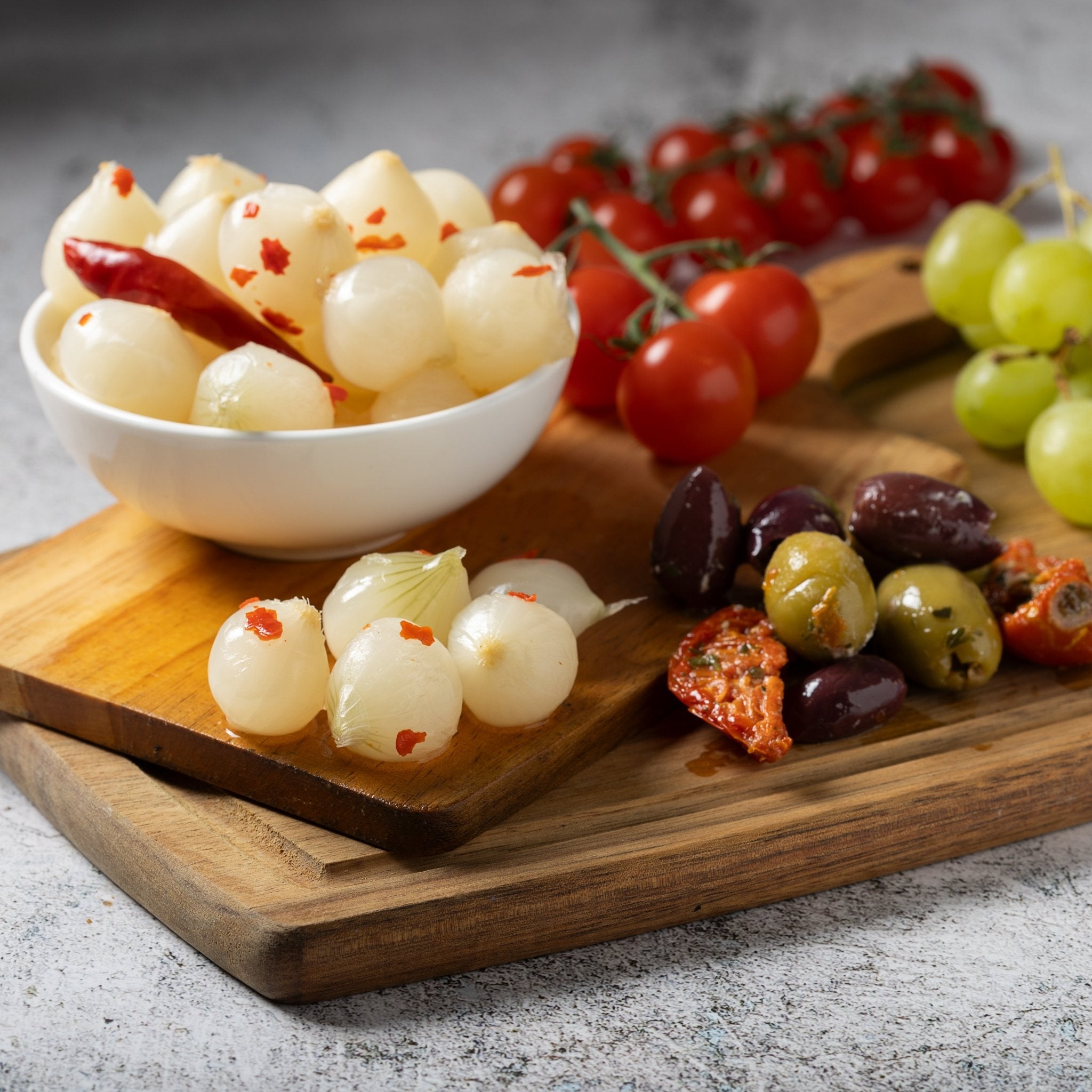 8:22 Spicy Silverskin Onions 340g - 8:22